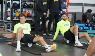 “Tottenham’s Lo Celso Seen at Training with Cristian Romero Amid Sale Rumours”