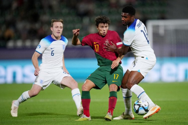 Young Tottenham athlete might return early from vacation for pre-season training