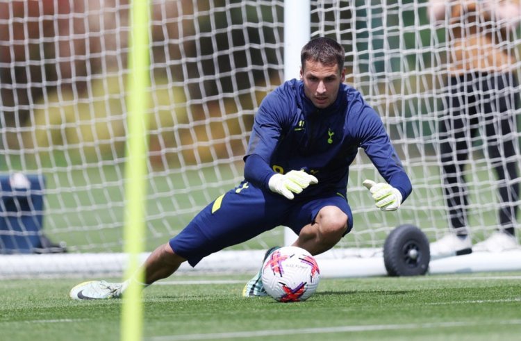 Ange Postecoglou Invites Promising England Youth Star to Train with Tottenham’s First Team
